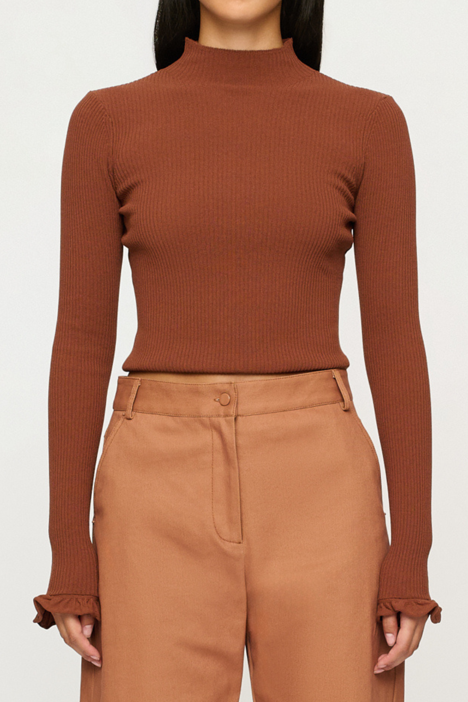 ALINA RUFFLE HEM KNIT