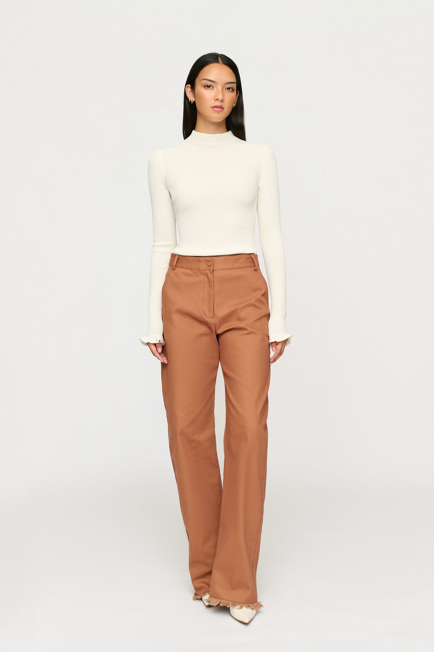 ALINA RUFFLE HEM KNIT