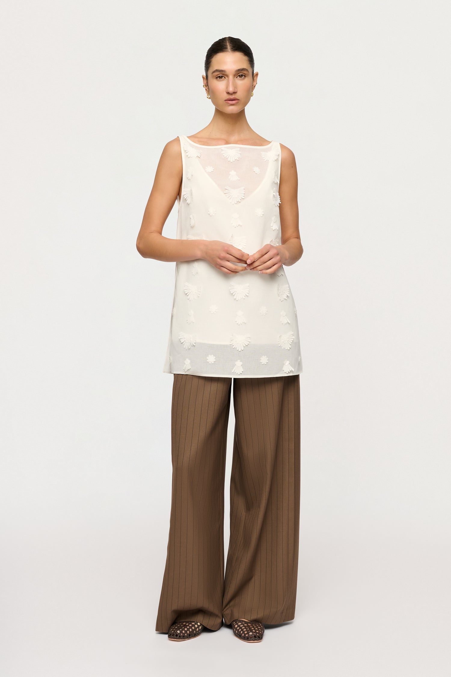 ARIA EMBROIDERED TOP