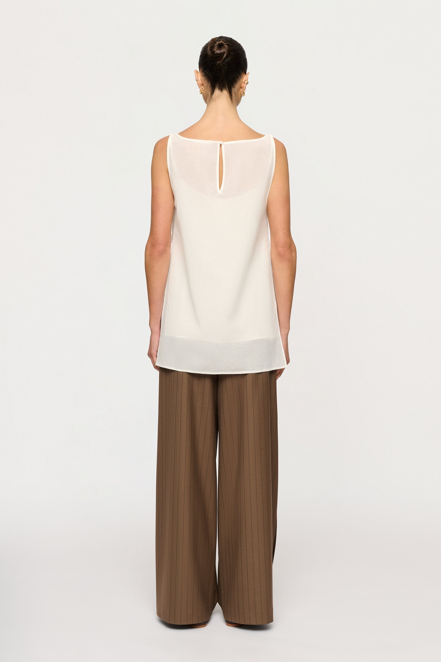 ARIA EMBROIDERED TOP