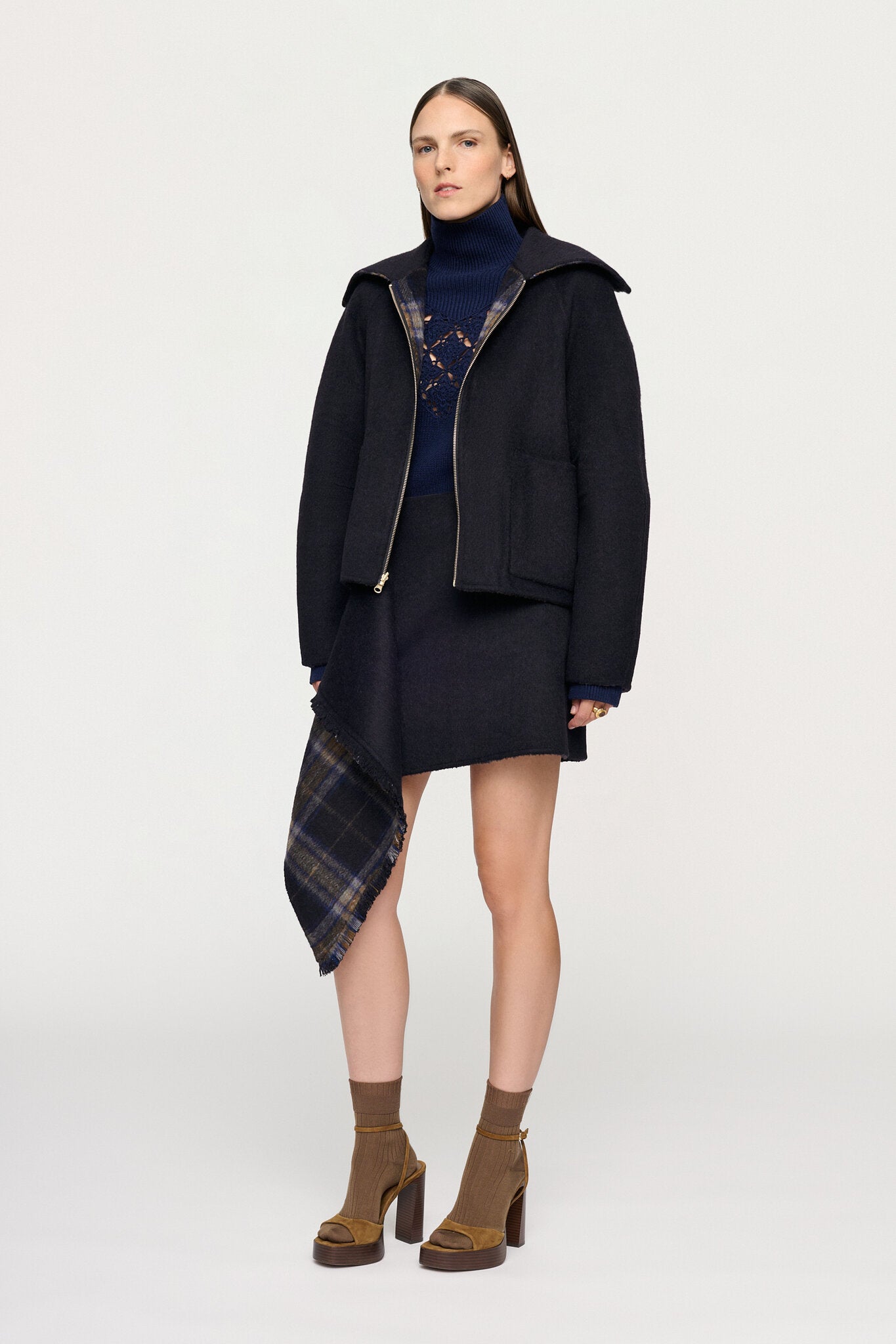 LIORA REVERSIBLE JACKET