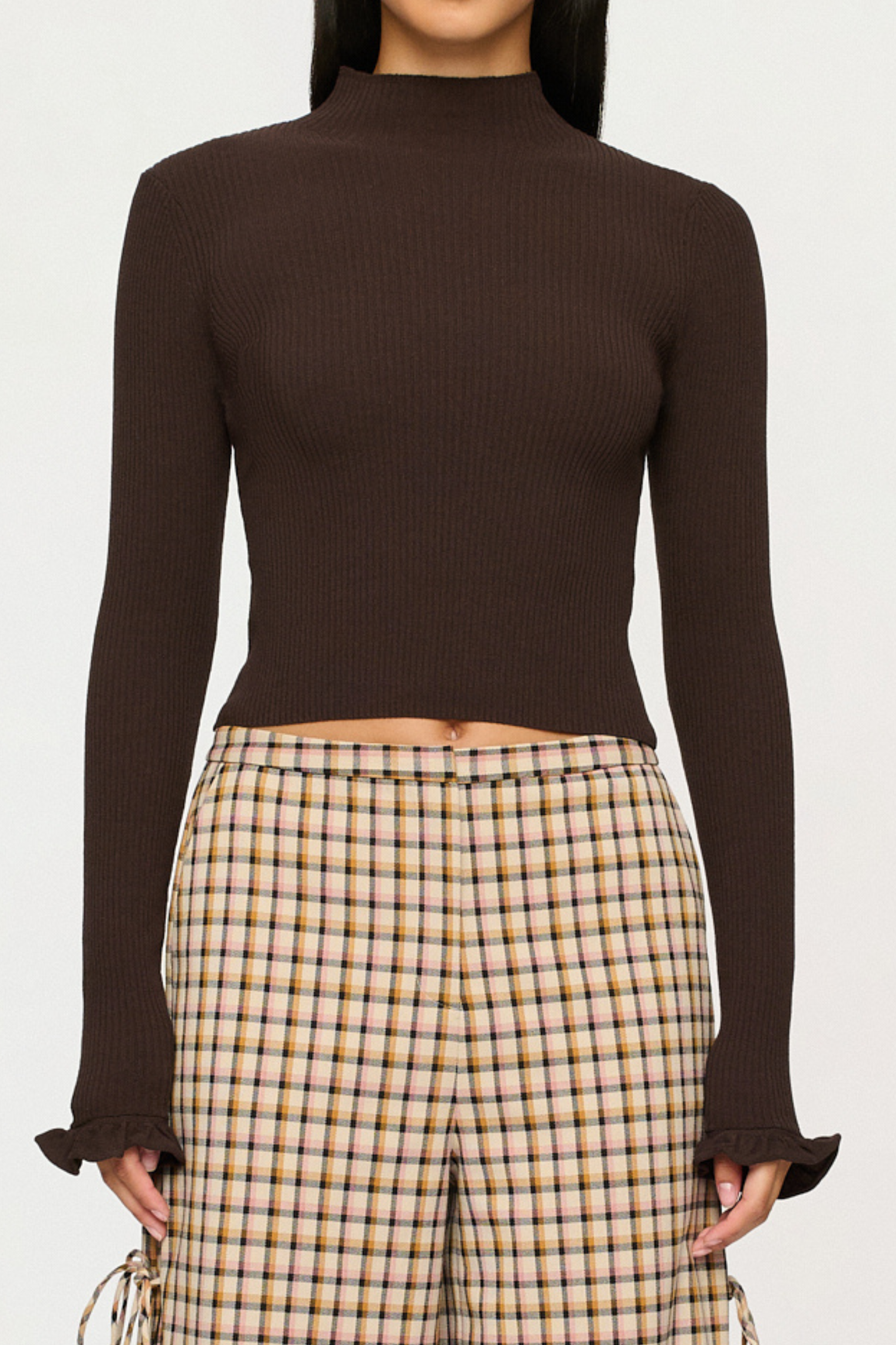 ALINA RUFFLE HEM KNIT