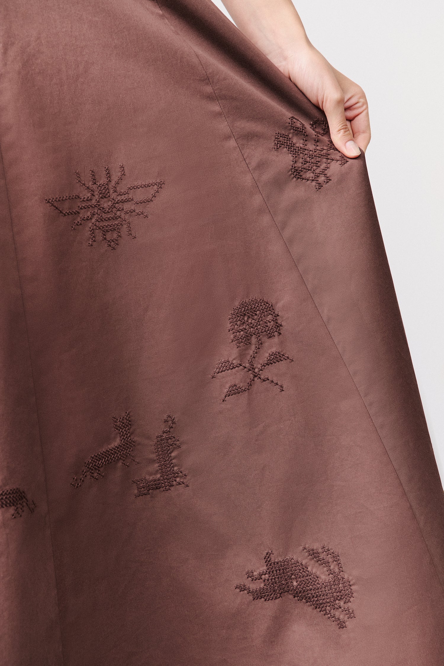 JACQUELINE ASYM HEM DRESS