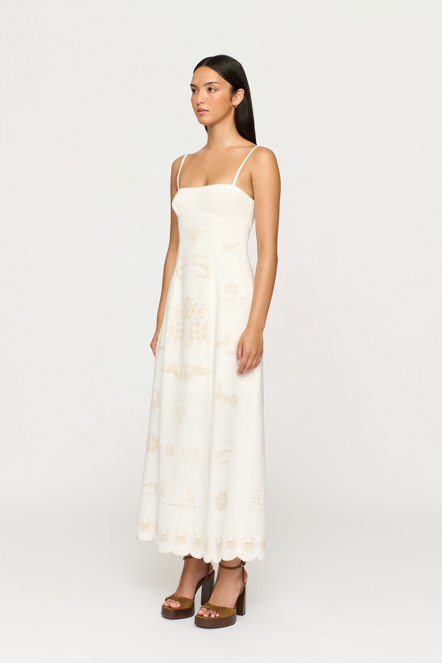 SATINE EMBROIDERED DRESS