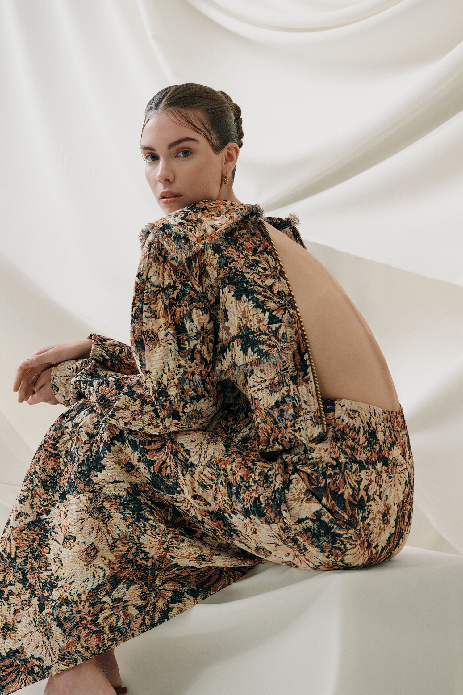 CAMELLIA JACKET