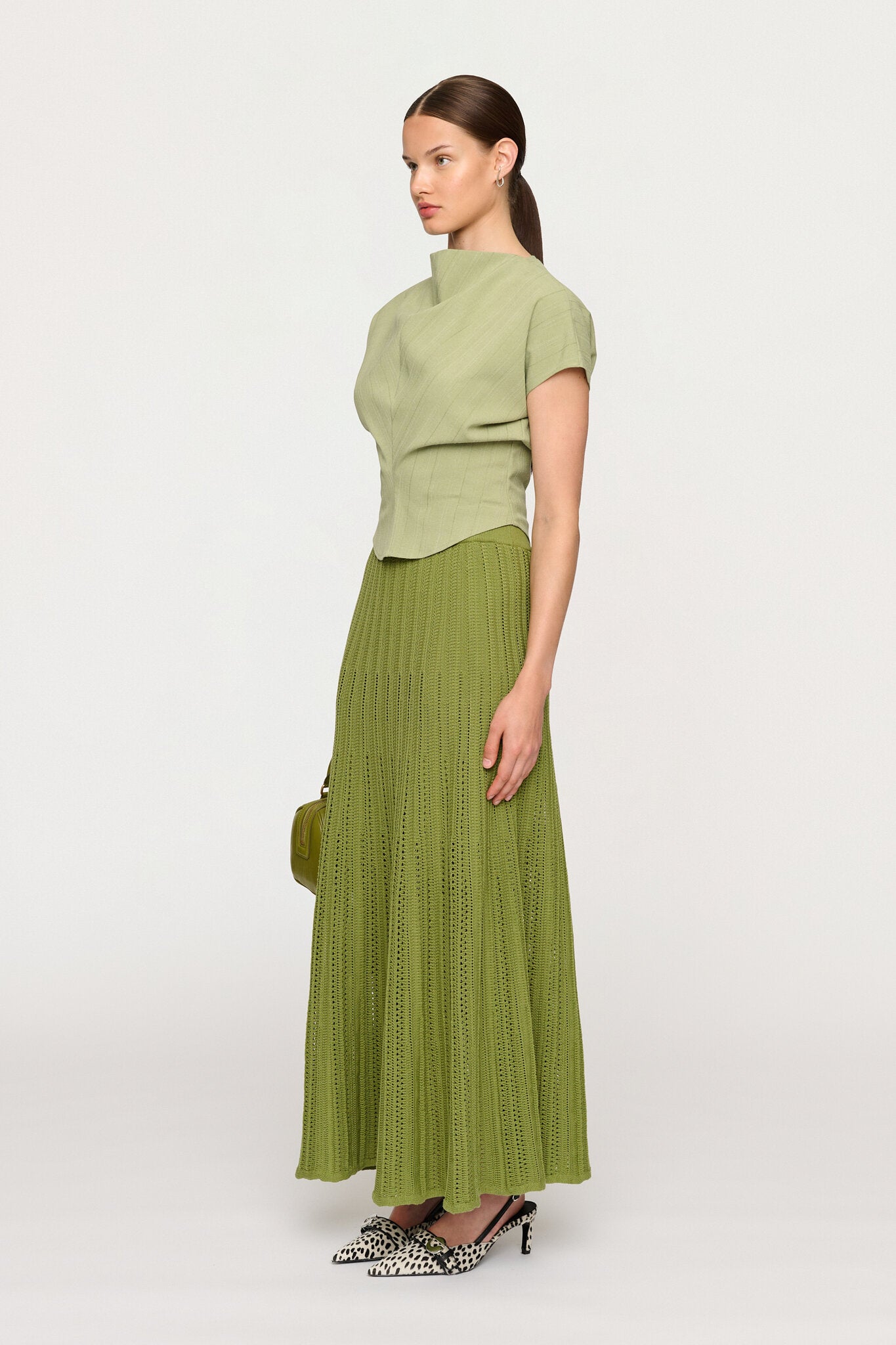 LEORA SCULPTURAL TOP