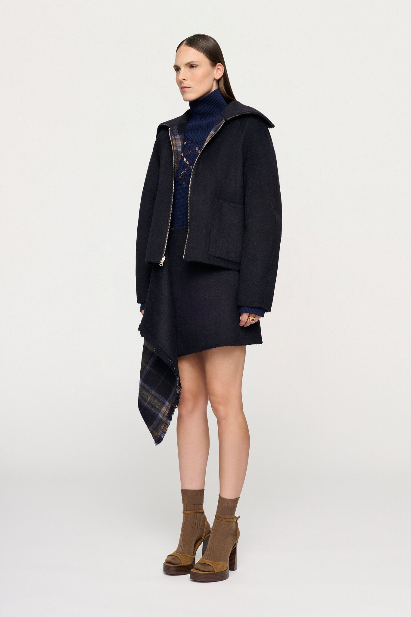 LIORA REVERSIBLE JACKET