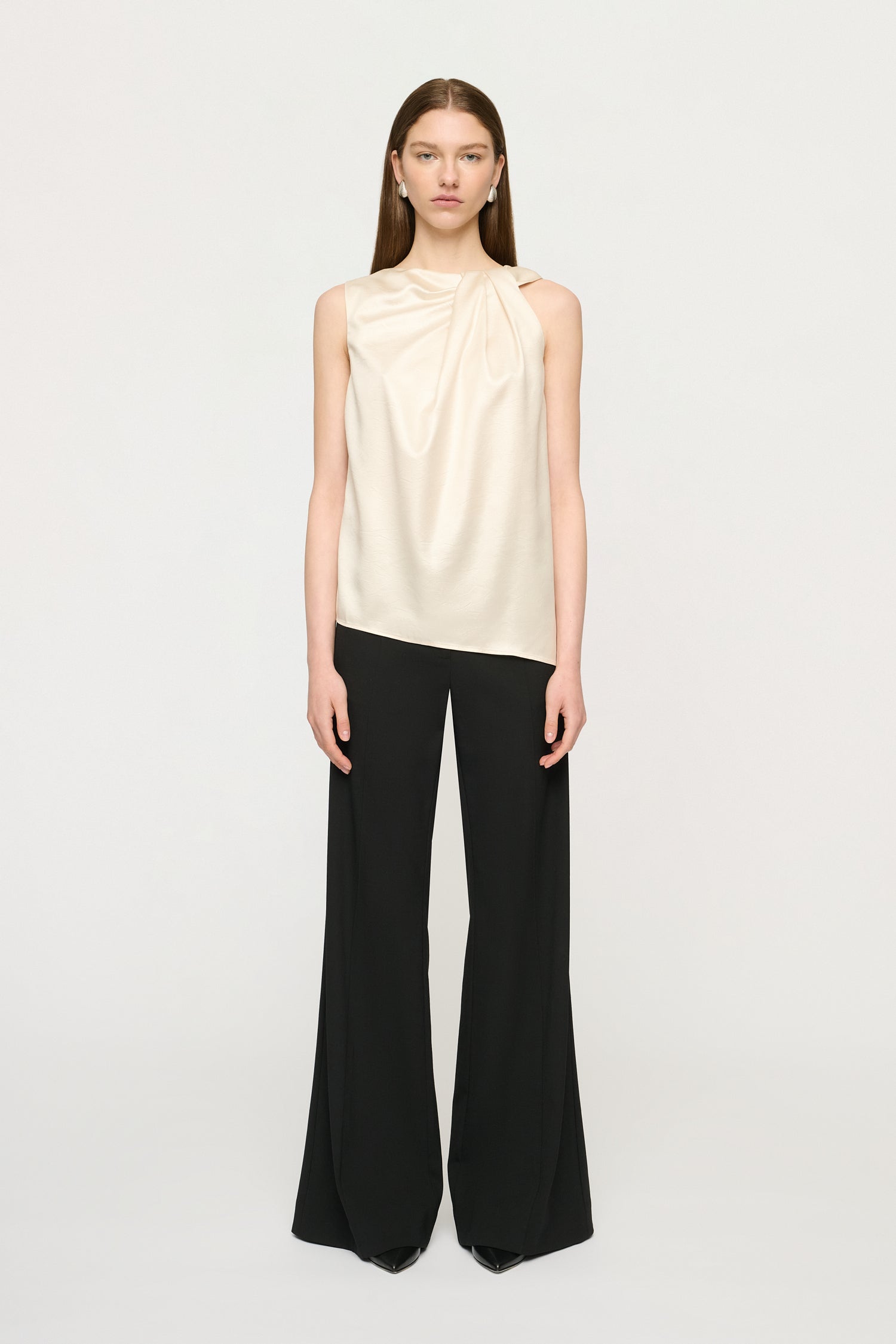 ALBERT TWIST SHOULDER TOP